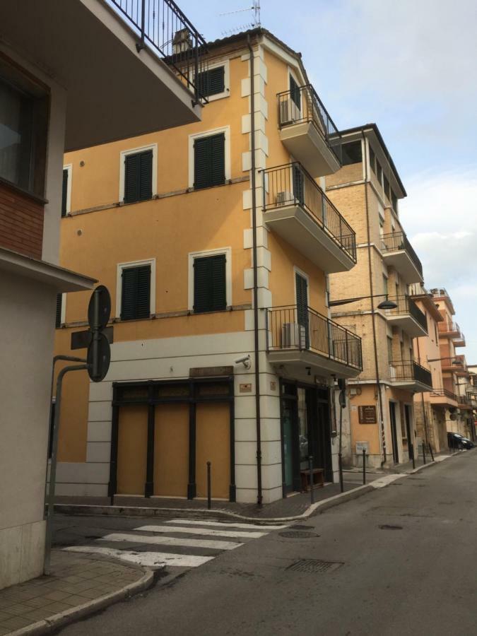 Ferienwohnung Elisa San Benedetto del Tronto Exterior foto